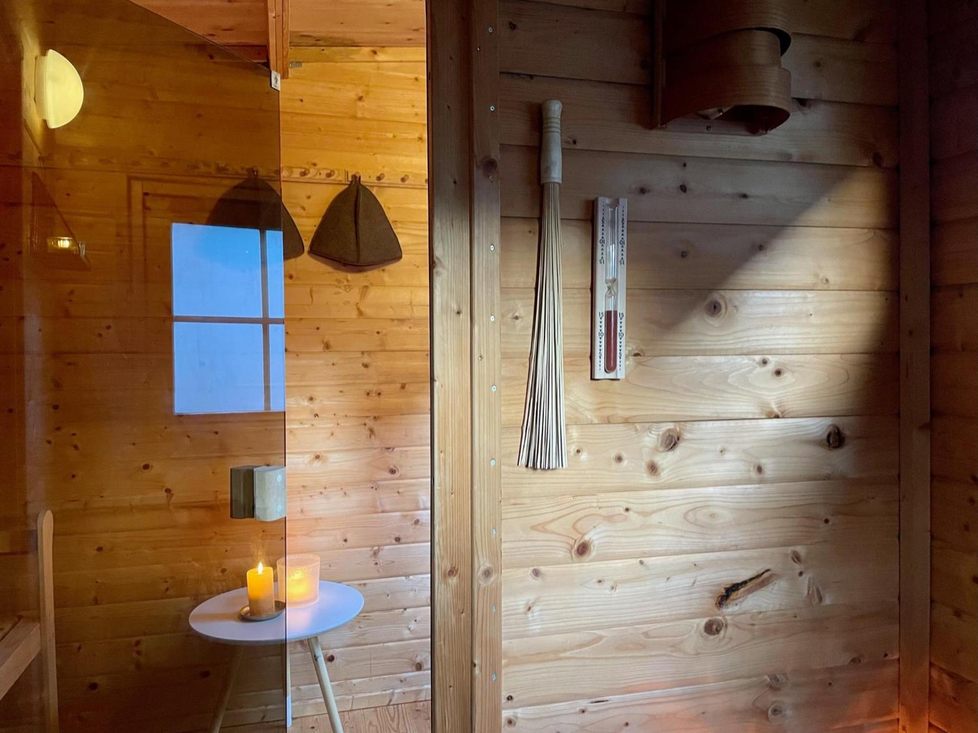 Modernes Holzhaus Im Skandinavischen Stil Mit Sauna, Garten Und 2 Katzen نوردرستيدت المظهر الخارجي الصورة