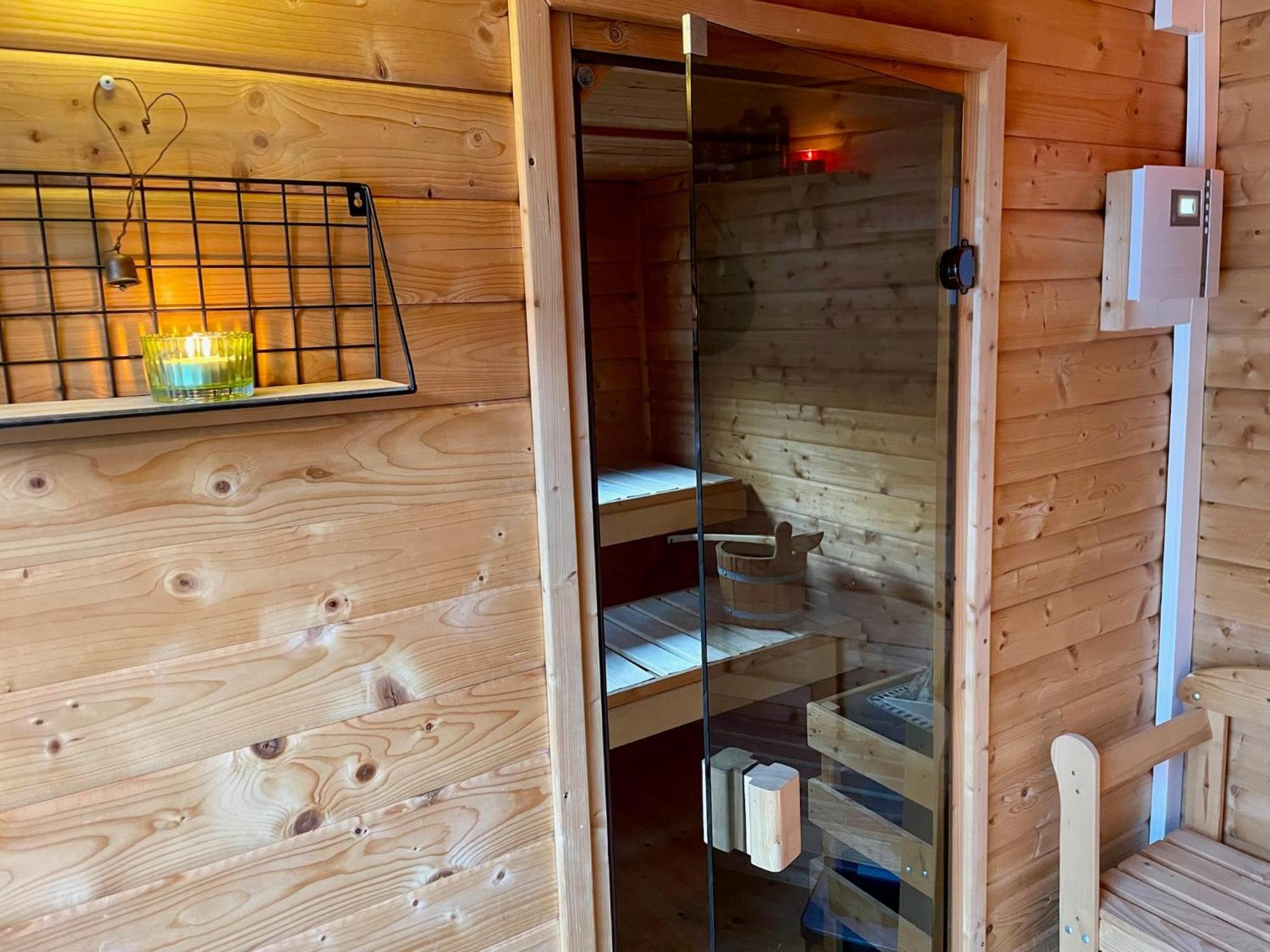 Modernes Holzhaus Im Skandinavischen Stil Mit Sauna, Garten Und 2 Katzen نوردرستيدت المظهر الخارجي الصورة